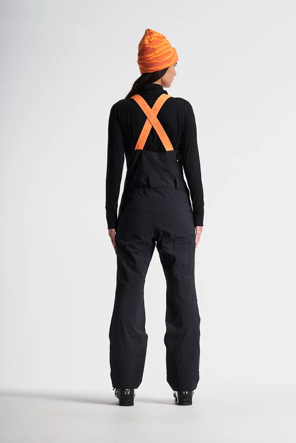 Orage Ridge P20605 salopette ski femme Noire isolée