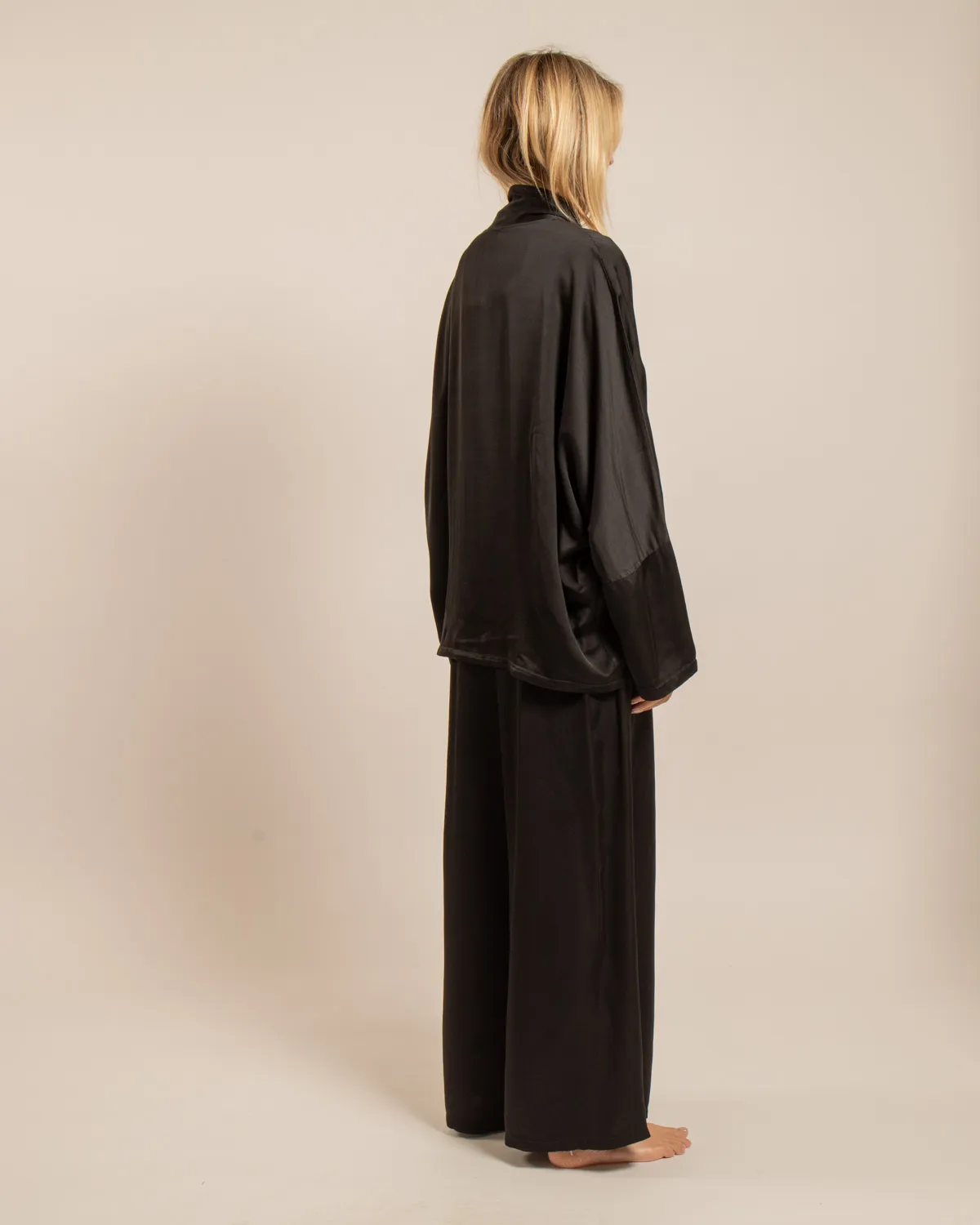 AOKYANOS Chicago Noir Light veste kimono noire viscose