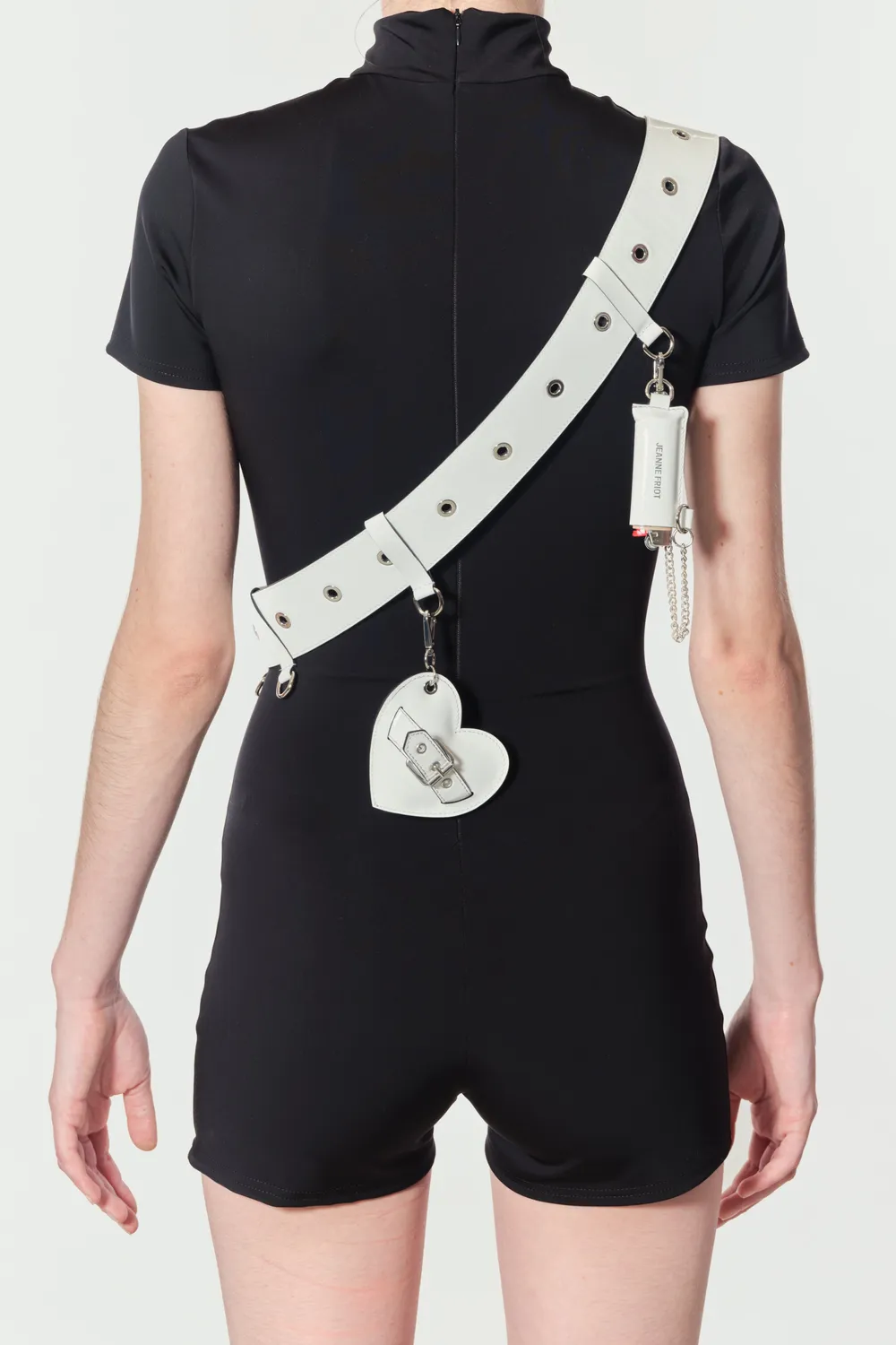 Jeanne Friot Belt Heart Charm ceinture cuir noir