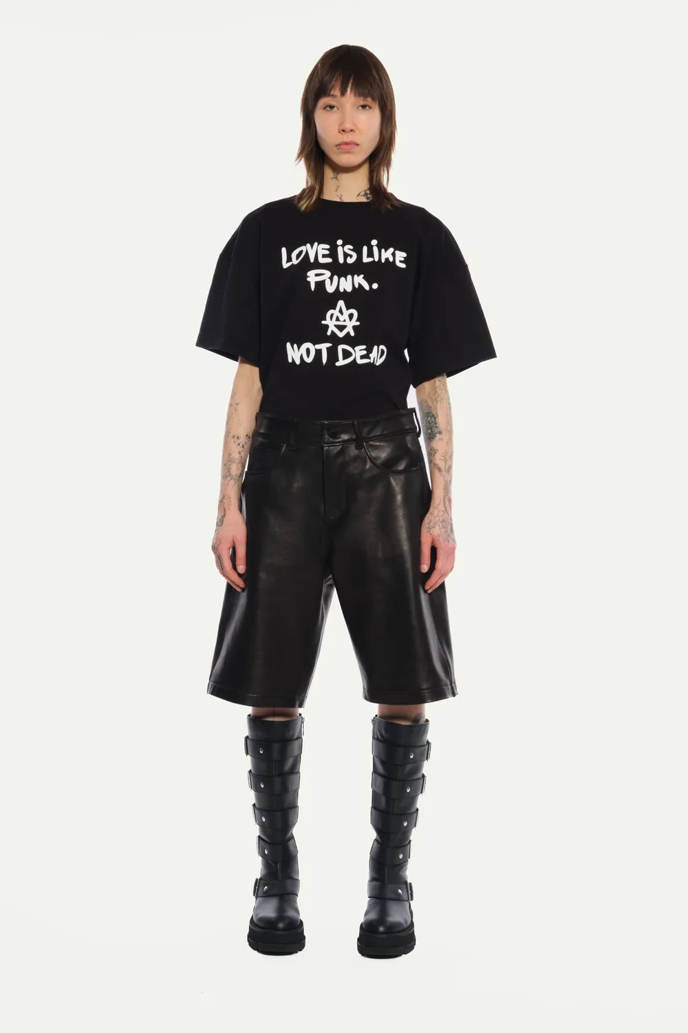 JEANNE FRIOT Leather Bermuda short cuir noir