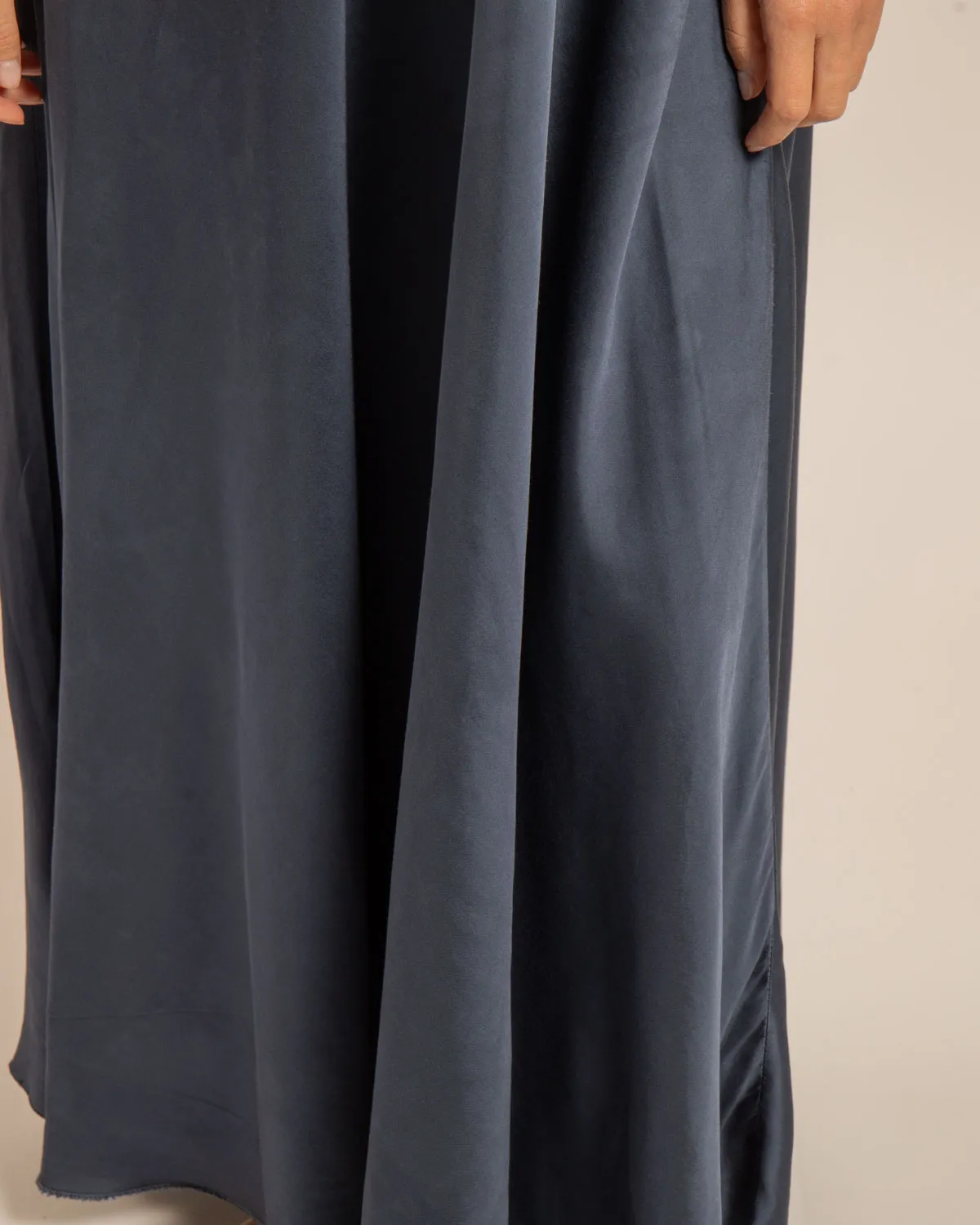 AOKYANOS Buffalo Nuit robe longue satinée