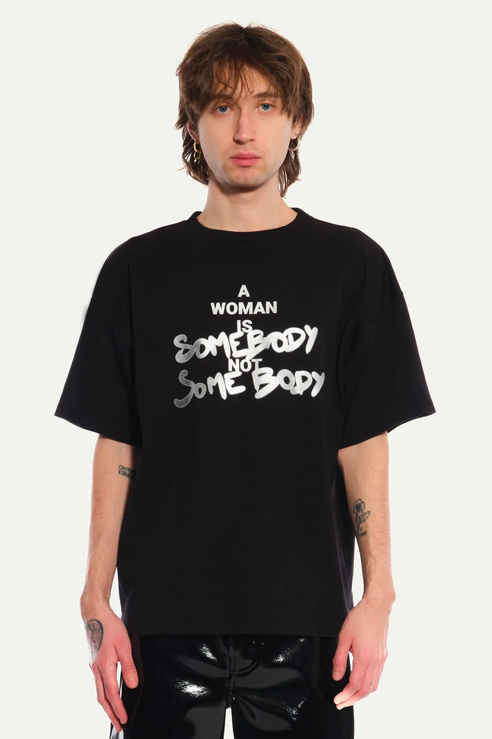 JEANNE FRIOT A Woman tee oversize noir argenté