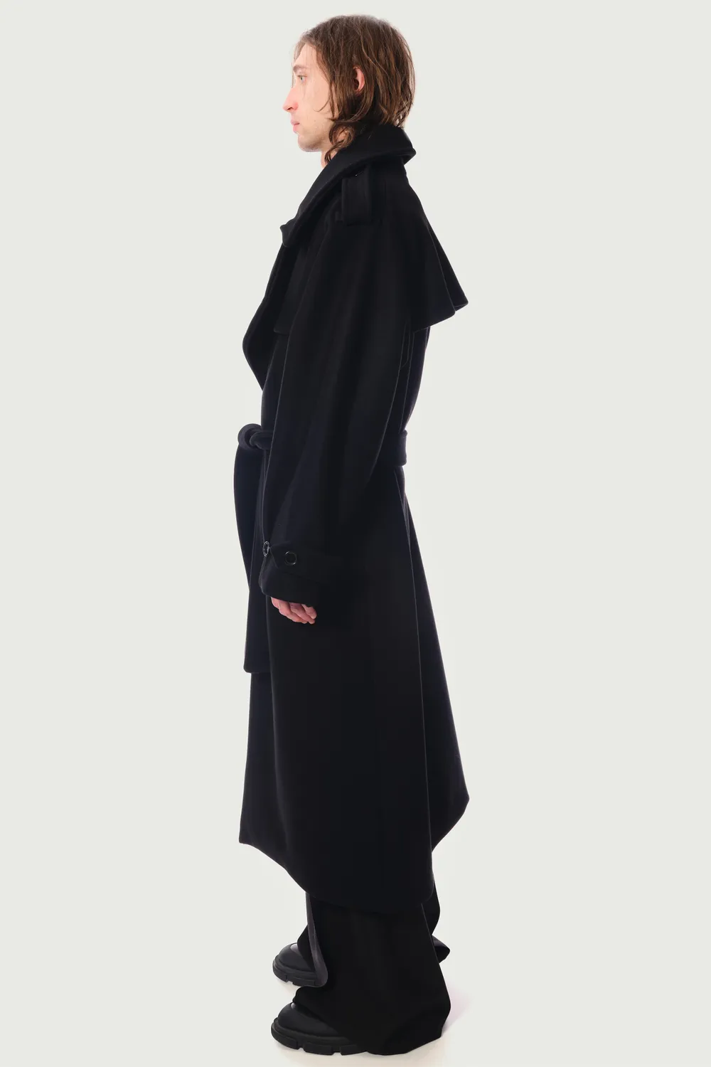 Jeanne Friot Awake Trench manteau noir laine