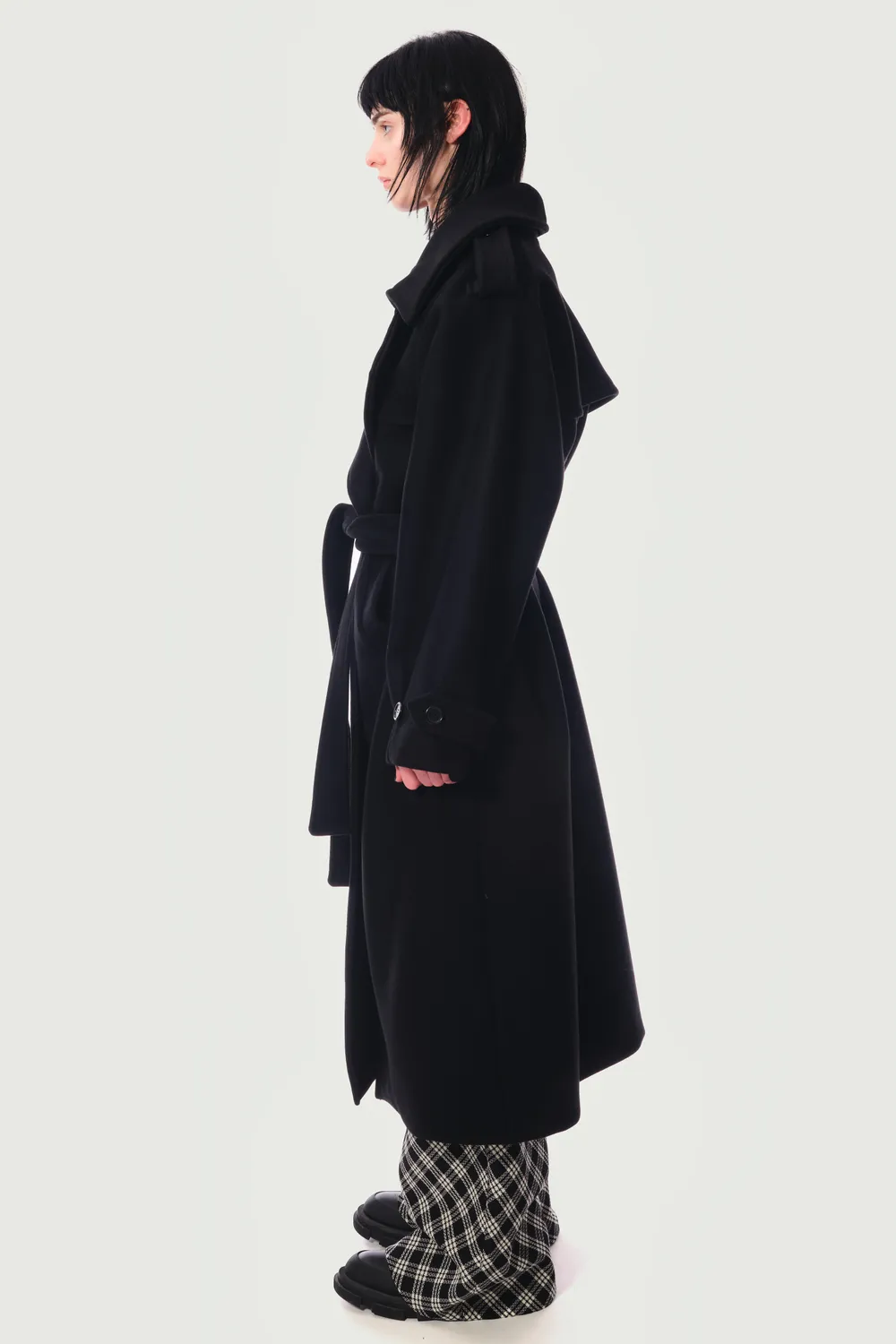 Jeanne Friot Awake Trench manteau noir laine