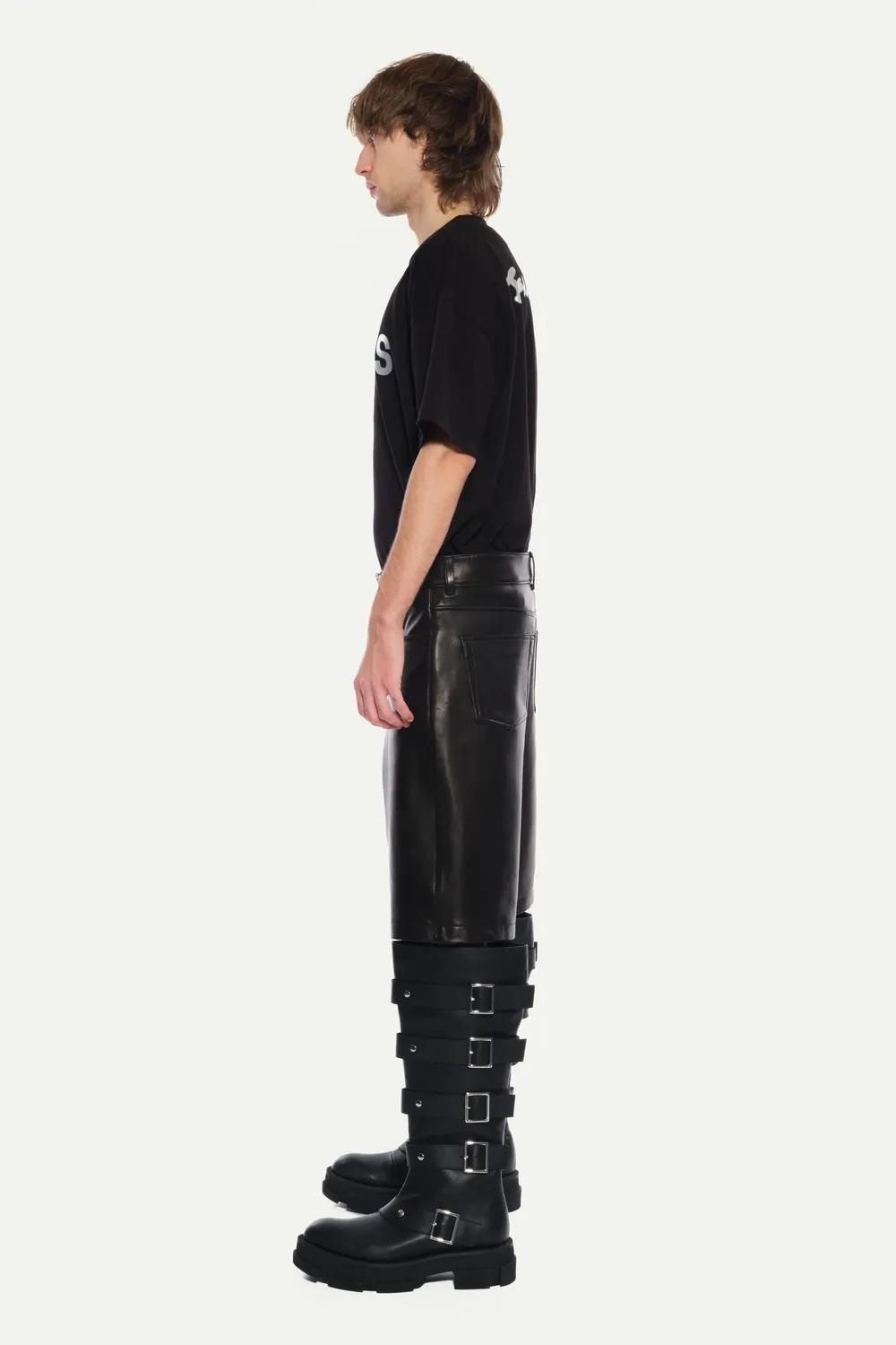 JEANNE FRIOT Leather Bermuda short cuir noir