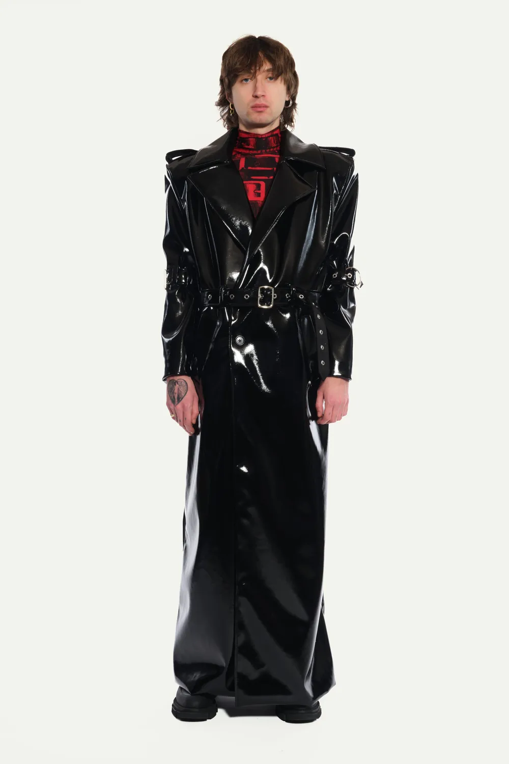 Jeanne Friot Debbie Long Coat manteau vinyl noir ceinture