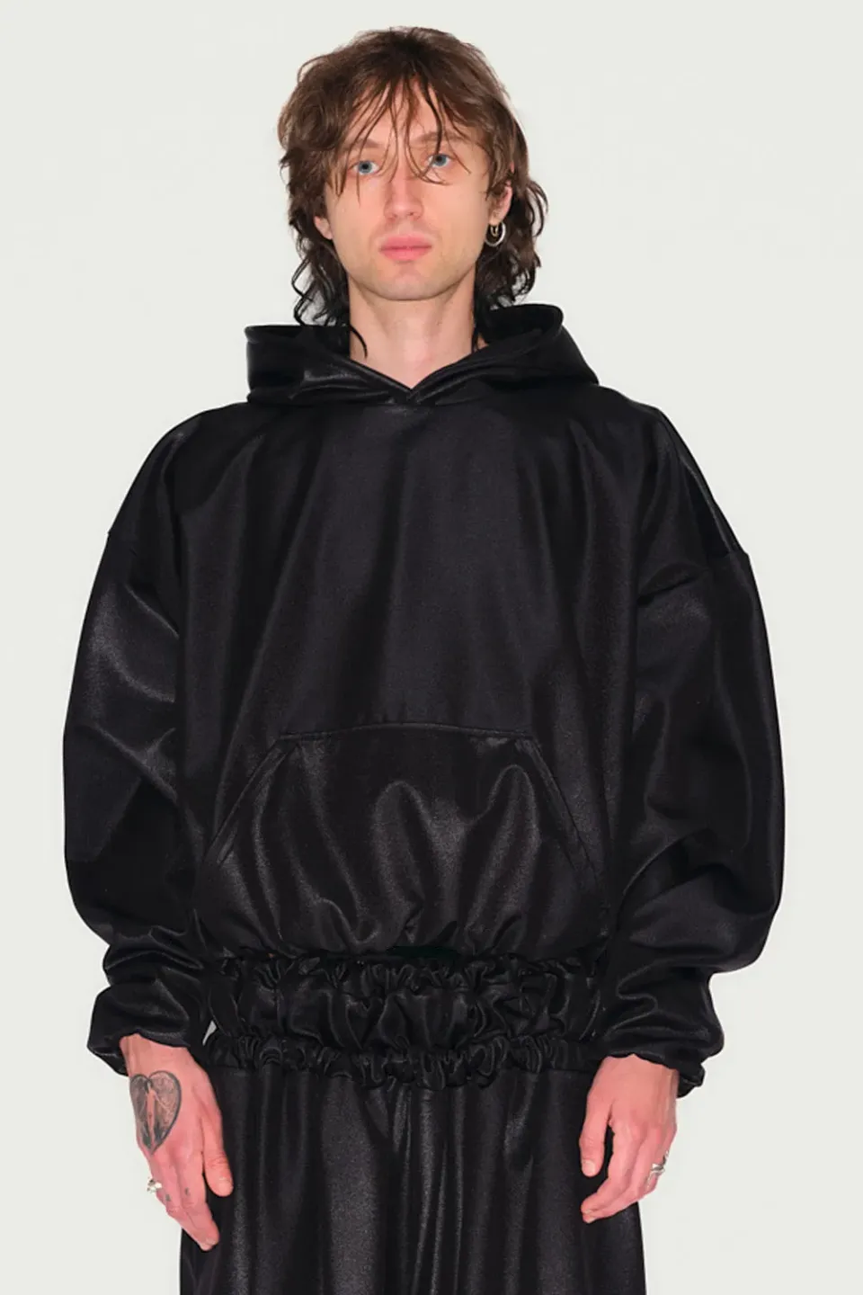 Jeanne Friot Shiny Hoodie sweat noir brillant