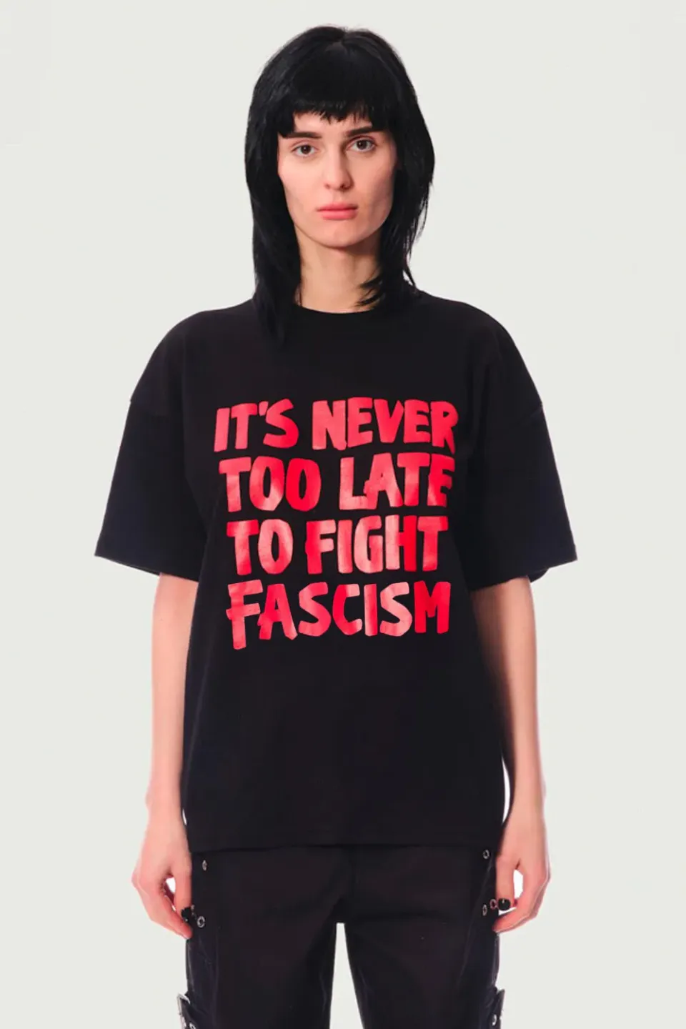 JEANNE FRIOT Fight Tee tee-shirt oversize noir slogan