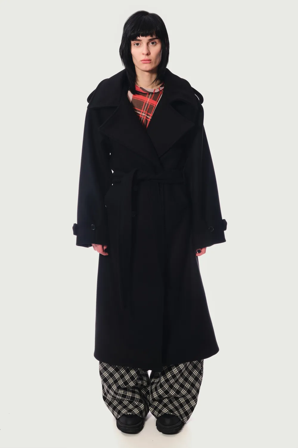 Jeanne Friot Awake Trench manteau noir laine