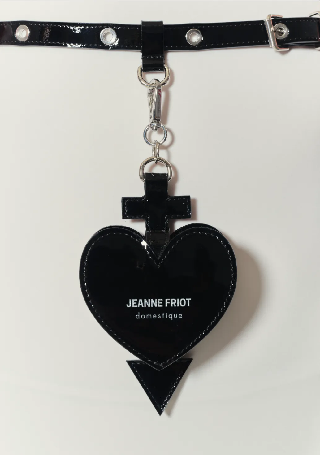 JEANNE FRIOT Heart AirPods Case étui cuir noir
